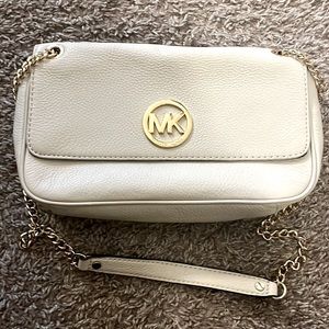 Michael Kors sholder bag